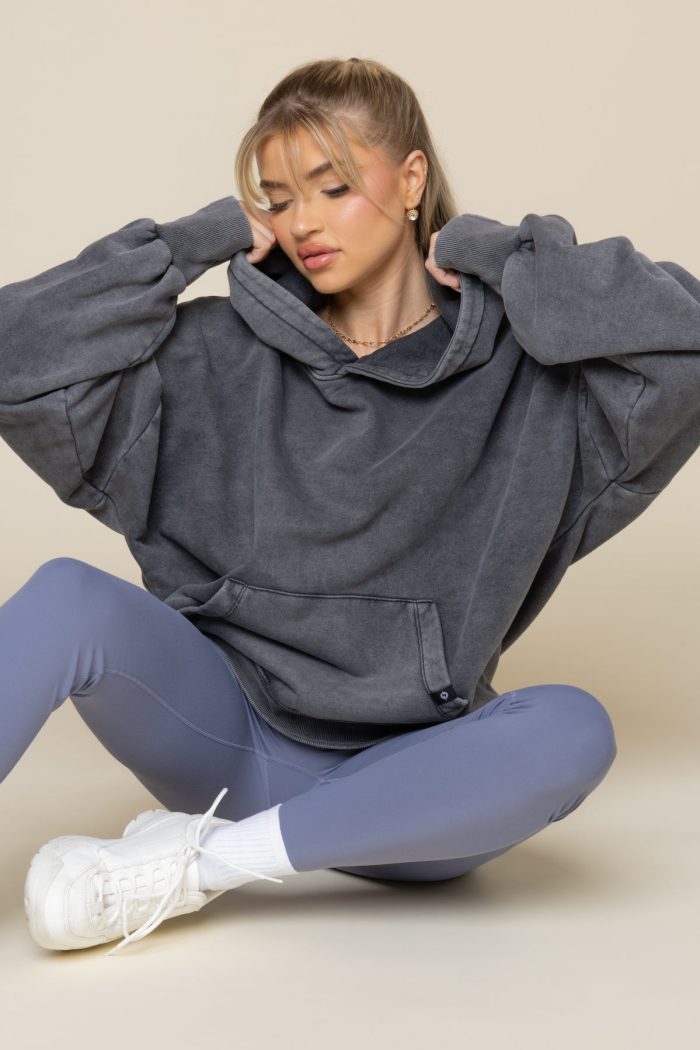 BoxyCloudHoodie VintageBlack 3825 Edit