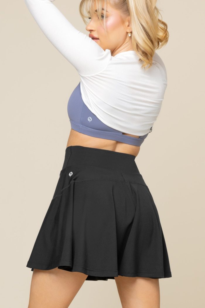 CCHGTwirlSkort Black 3085 Edit 9bcb6a6c 13c8 4759 98ea 88e319b0d8e3