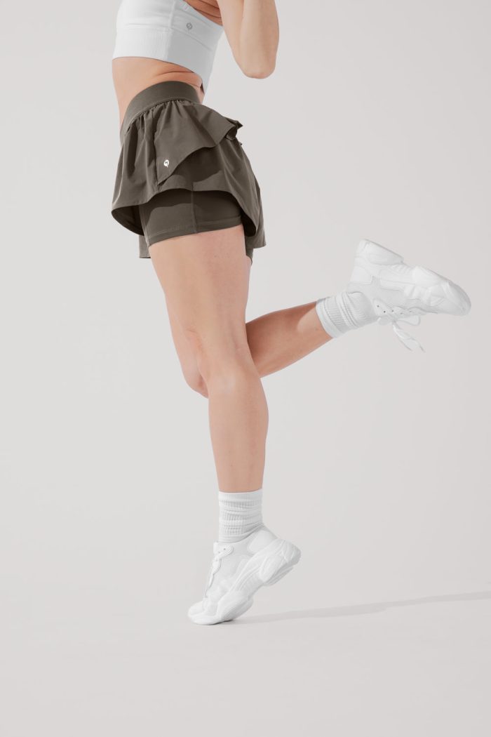 OntheRunRuffleShort BlackOlive 4017 1235 Edit 4b2710f2 3c1f 470f 9396 e5154bc696fb