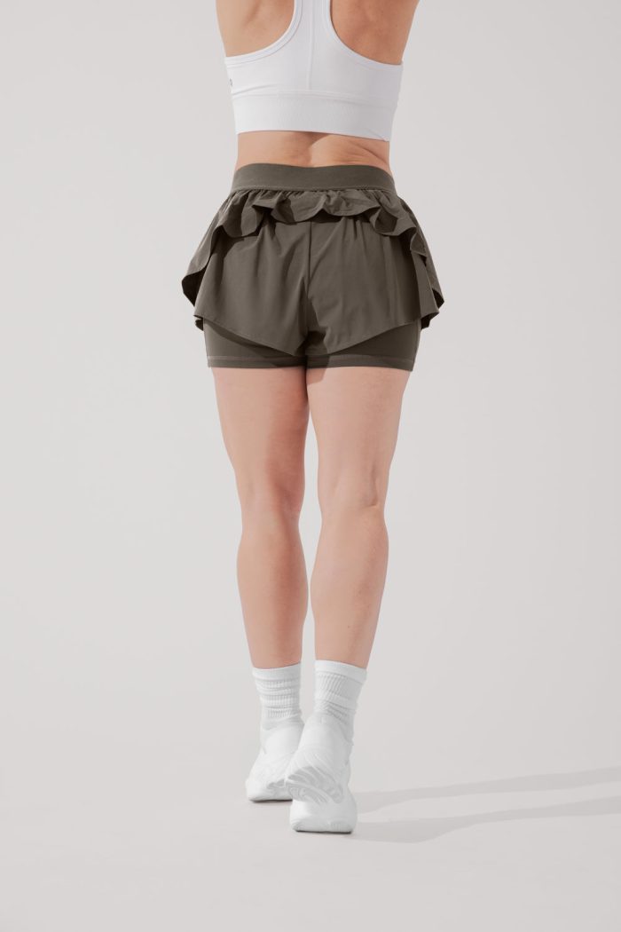 OntheRunRuffleShort BlackOlive 4017 1263 Edit b5a7c1a1 bb3c 42c0 bde8 2a64e807e746