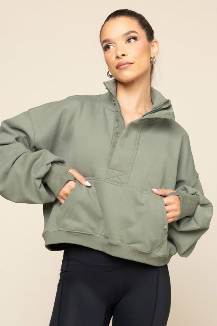 OoeyGooeyCropHalfZip lightsage 17183