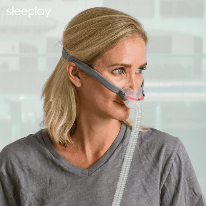 Woman Side Wearing AirFit N30 1